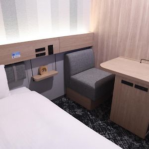 Single Room Smoking